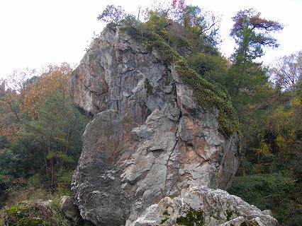 立岩